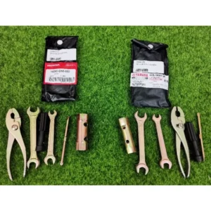 90b8c58a8b89fddc4331dcf5b434ca32.webp Yamaha Honda Spanner Tool Set