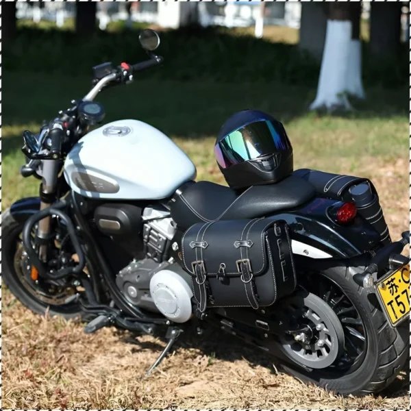 sg-11134201-8261p-mjjc3nfnysjr6e.webp Vintage Motorcycle Saddle Bag
